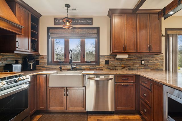 9510 Martin Drive, Spring Grove, IL 60081