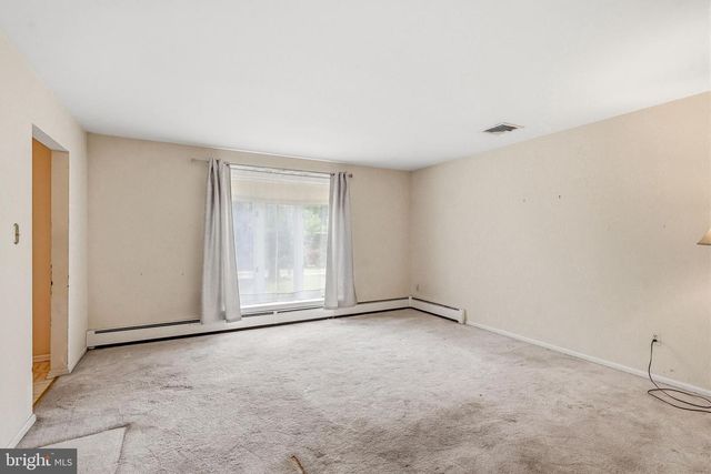 103 E WINCHESTER AVE, Langhorne, PA 19047