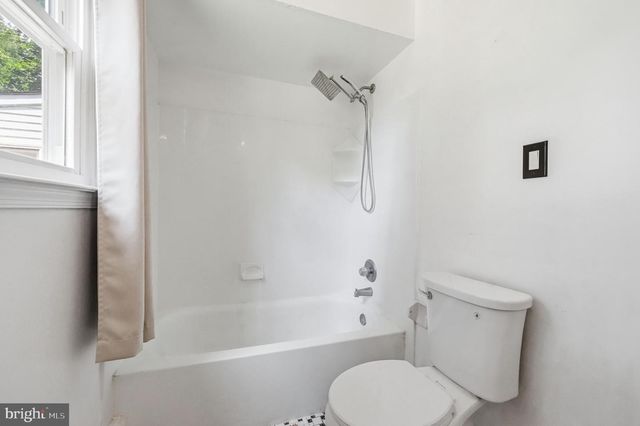 103 E WINCHESTER AVE, Langhorne, PA 19047