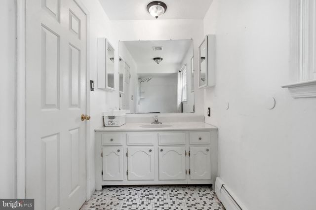 103 E WINCHESTER AVE, Langhorne, PA 19047