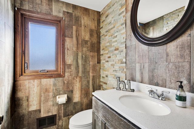 6158 State Highway 167, Hartford, WI 53027