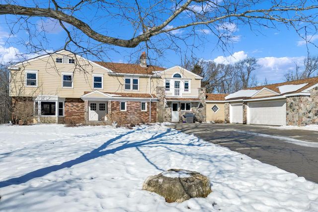 6158 State Highway 167, Hartford, WI 53027