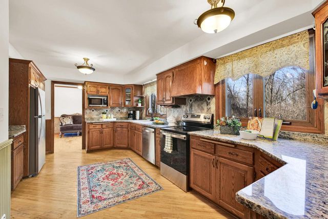 6158 State Highway 167, Hartford, WI 53027