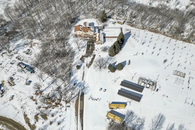 6158 State Highway 167, Hartford, WI 53027