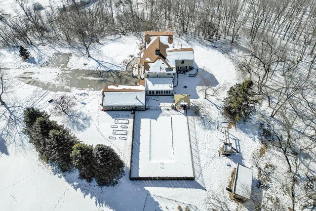 6158 State Highway 167, Hartford, WI 53027