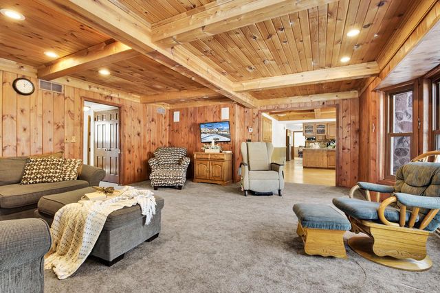 6158 State Highway 167, Hartford, WI 53027