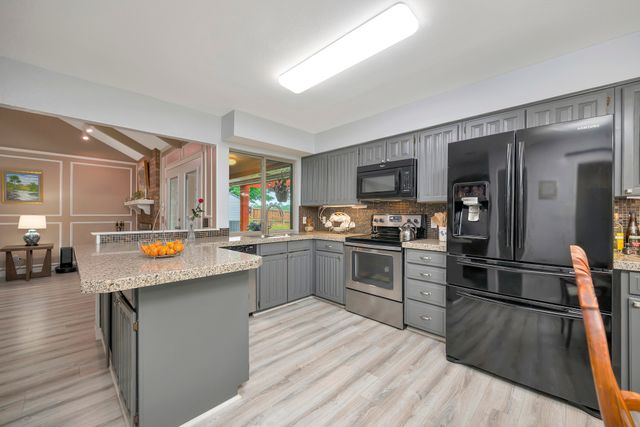 3109 Brightwood Court, Bedford, TX 76021