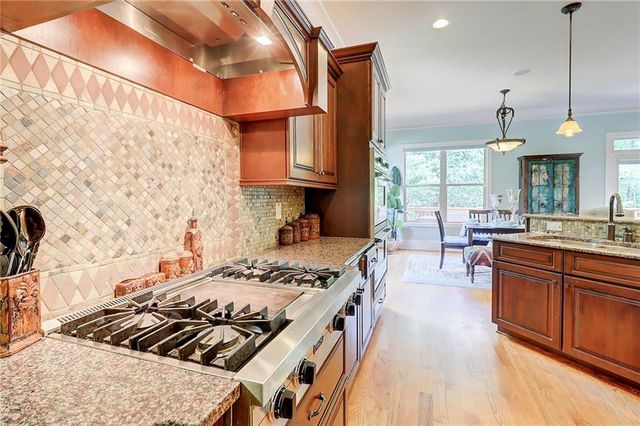 805 Cog Hill, Mcdonough, GA 30253