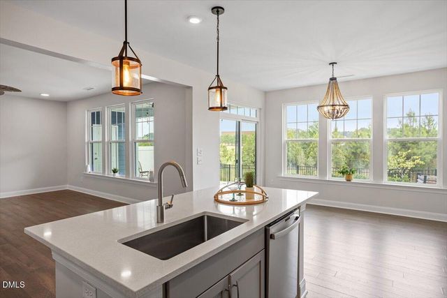 402 Ressler Street, Holly Springs, NC 27540