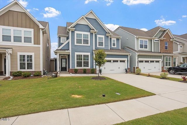 402 Ressler Street, Holly Springs, NC 27540