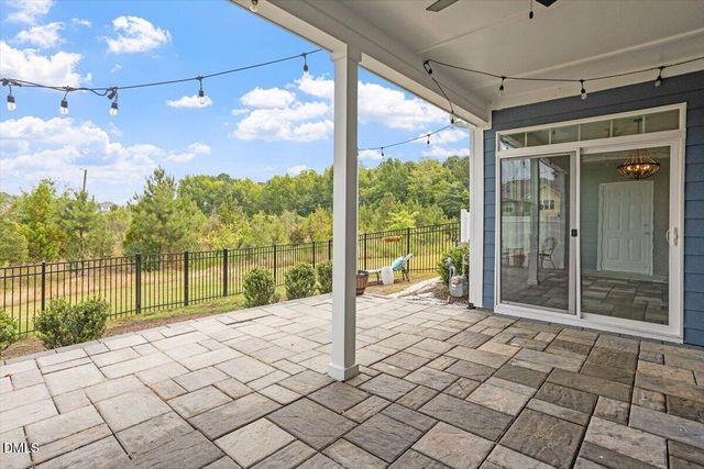 402 Ressler Street, Holly Springs, NC 27540