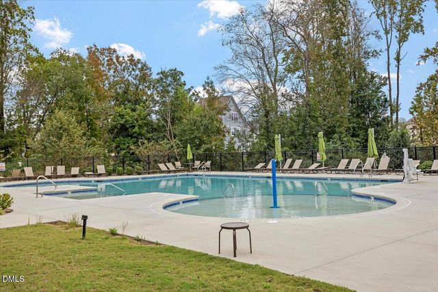 402 Ressler Street, Holly Springs, NC 27540