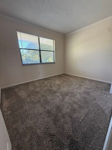 650 W Pope Rd 225, St Augustine, FL 32080