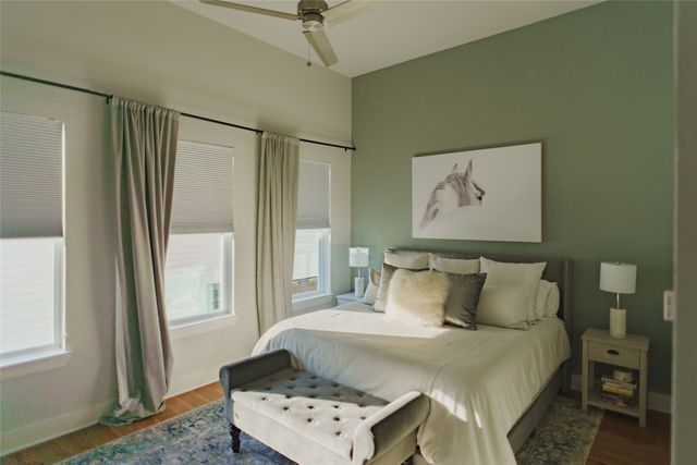 381 E Greenbriar Lane 1001, Dallas, TX 75203