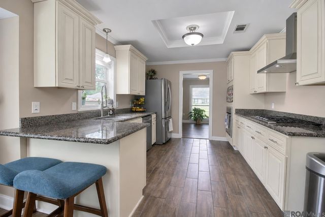 7314 Oak Meadow Dr, Baton Rouge, LA 70818