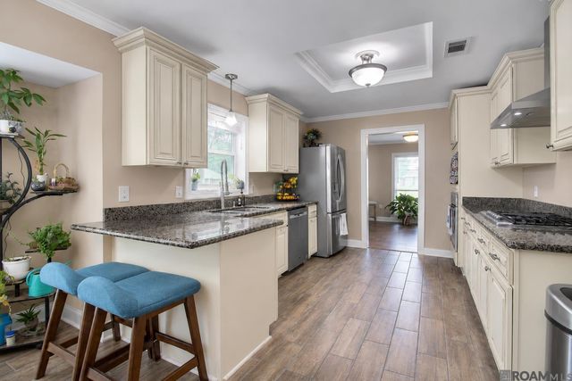 7314 Oak Meadow Dr, Baton Rouge, LA 70818