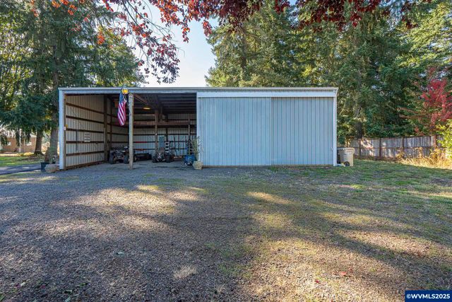 34715 Meridian Rd, Lebanon, OR 97355