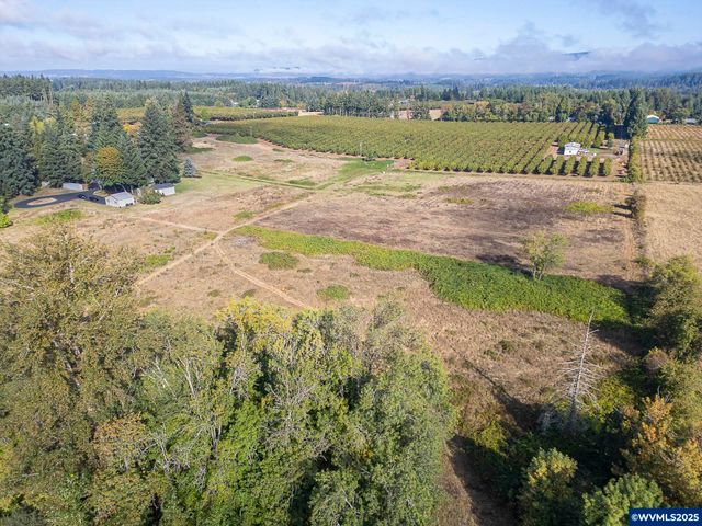 34715 Meridian Rd, Lebanon, OR 97355