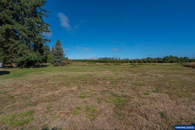 34715 Meridian Rd, Lebanon, OR 97355