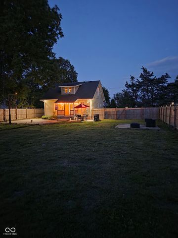 1807 S 11th Street, Terre Haute, IN 47802