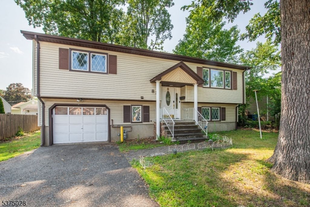 83 Lawrence Rd, Parsippany-troy Hills Twp., NJ 07054