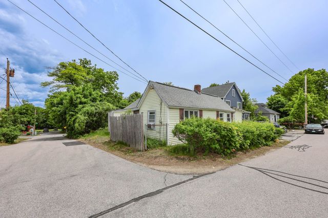 186 Peabody Avenue, Manchester, NH 03109