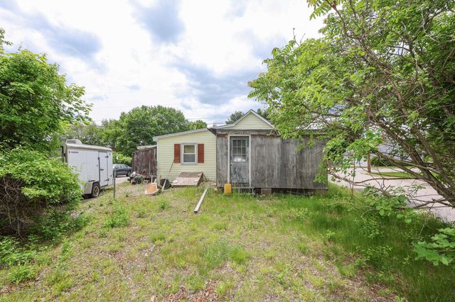 186 Peabody Avenue, Manchester, NH 03109