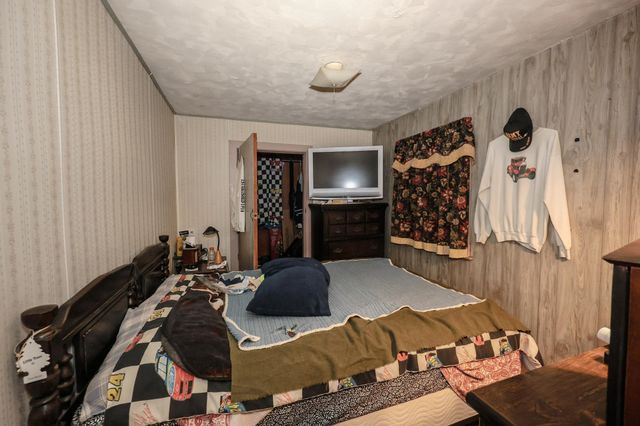 186 Peabody Avenue, Manchester, NH 03109