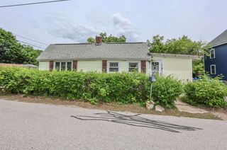 186 Peabody Avenue, Manchester, NH 03109