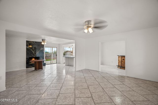 6648 MARIPOSA Drive, El Paso, TX 79912