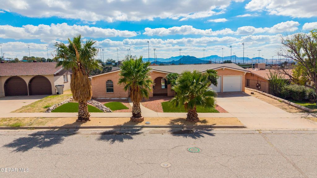 6648 MARIPOSA Drive, El Paso, TX 79912