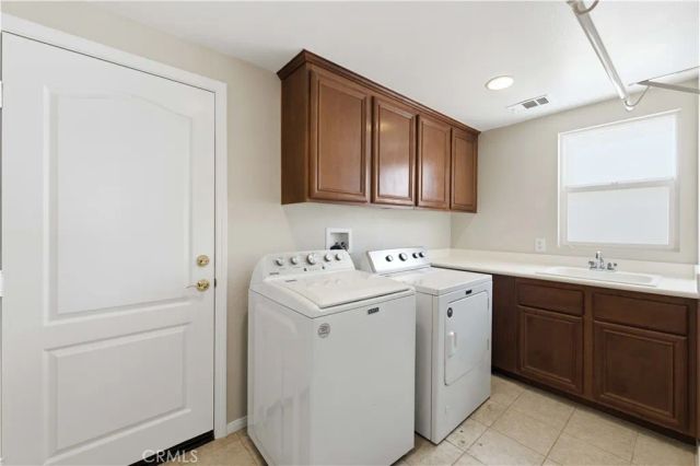 43919 Danya Lane, Lancaster, CA 93536