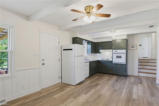 1132 Glennview Drive, Kernersville, NC 27284