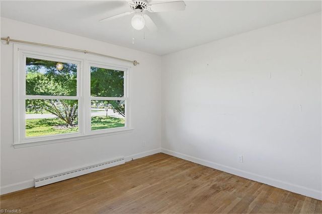 1132 Glennview Drive, Kernersville, NC 27284