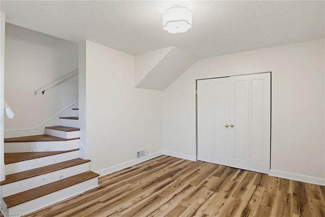 1132 Glennview Drive, Kernersville, NC 27284