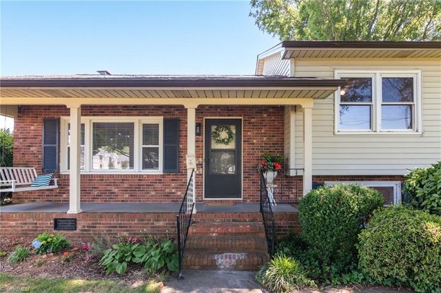 1132 Glennview Drive, Kernersville, NC 27284
