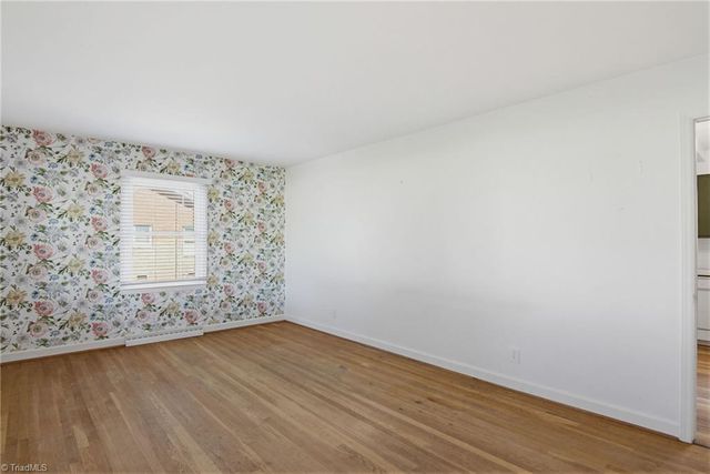 1132 Glennview Drive, Kernersville, NC 27284