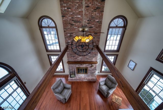 40 Rustic Trl, Raritan Twp., NJ 08822