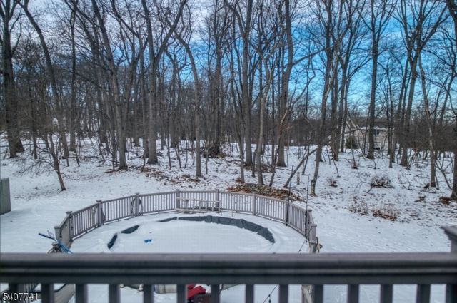 40 Rustic Trl, Raritan Twp., NJ 08822