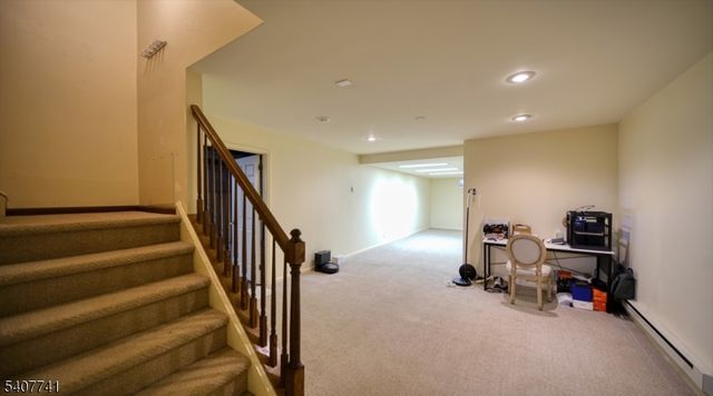 40 Rustic Trl, Raritan Twp., NJ 08822