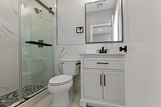 13 Langmaid Ave 2, Somerville, MA 02145