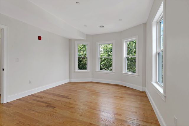 13 Langmaid Ave 2, Somerville, MA 02145