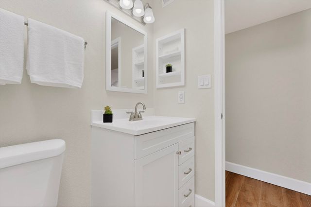 5209 Valentino Street NW, Albuquerque, NM 87120