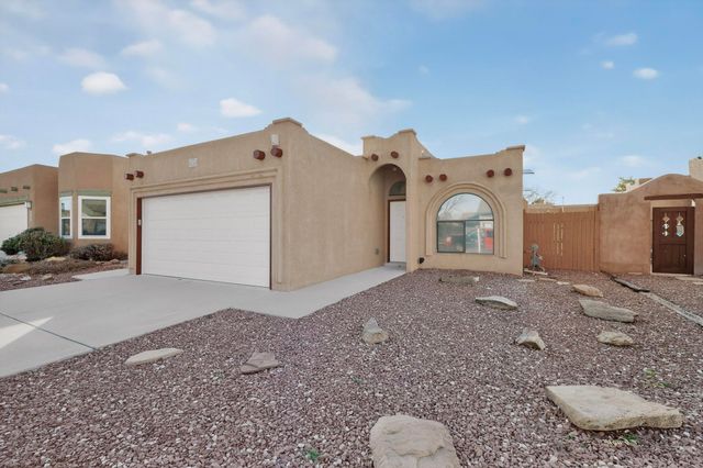 5209 Valentino Street NW, Albuquerque, NM 87120