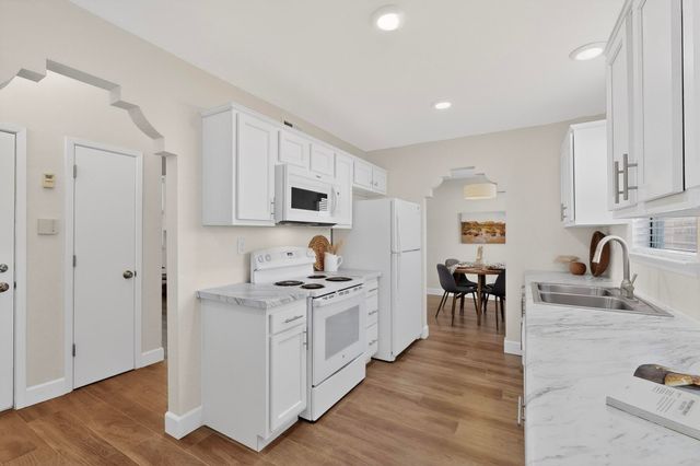 5209 Valentino Street NW, Albuquerque, NM 87120