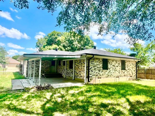 723 Walnut Street, Duncanville, TX 75116