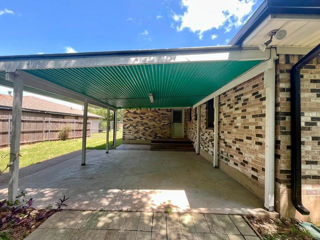 723 Walnut Street, Duncanville, TX 75116