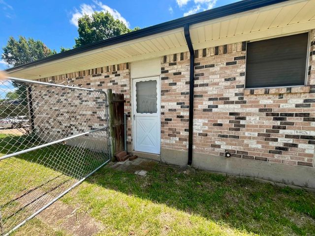 723 Walnut Street, Duncanville, TX 75116