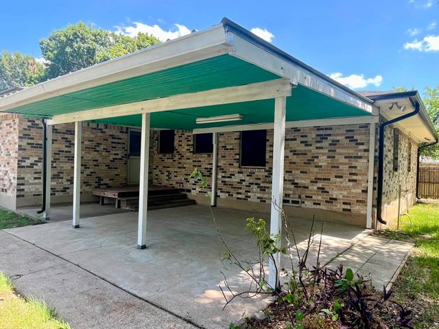 723 Walnut Street, Duncanville, TX 75116
