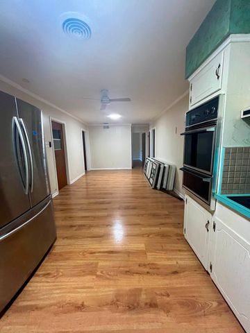 723 Walnut Street, Duncanville, TX 75116